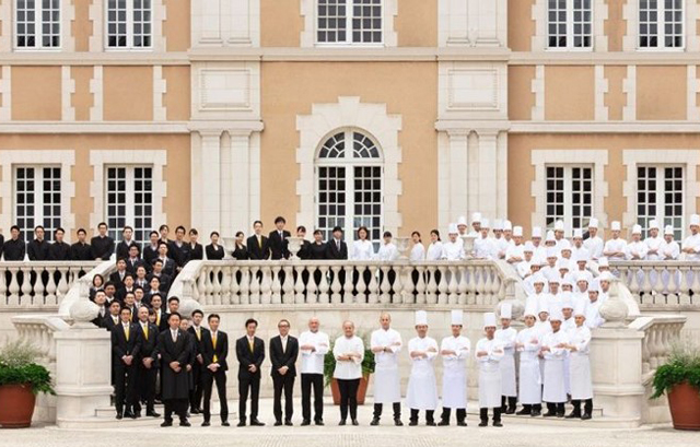 シャトーレストラン ジョエル・ロブション スタッフ