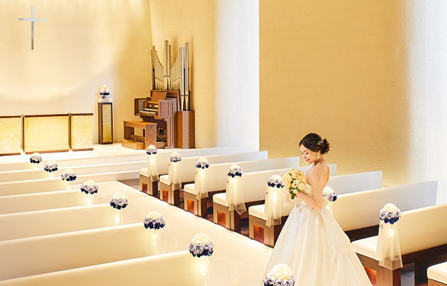 HILLSIDE VILLA Ciel et Vert チャペル_02