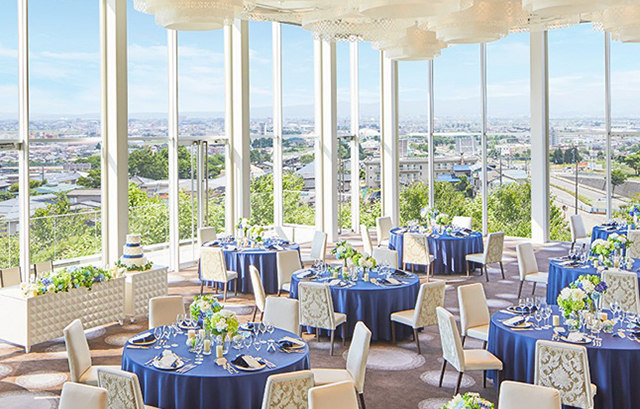 HILLSIDE VILLA Ciel et Vert バンケット