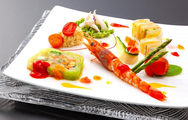 南蔵王・聖ペトロ教会 料理