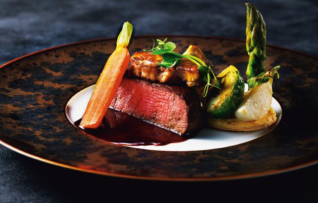 広島モノリス 料理