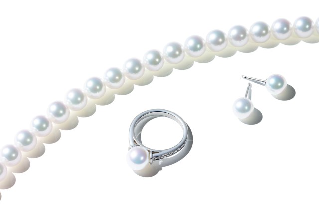 NIWAKAのパールジュエリー「白澄花」