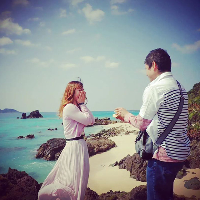 奄美大島の海でプロポーズ