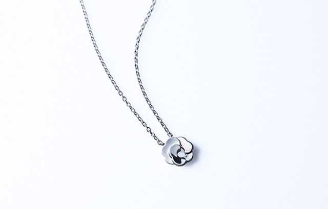 花麗のネックレス