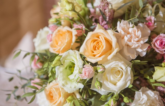 バラと他の花の組み合わせ