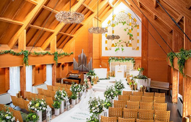 エルティ ウェディング・パーティ エンポリアム　チャペル