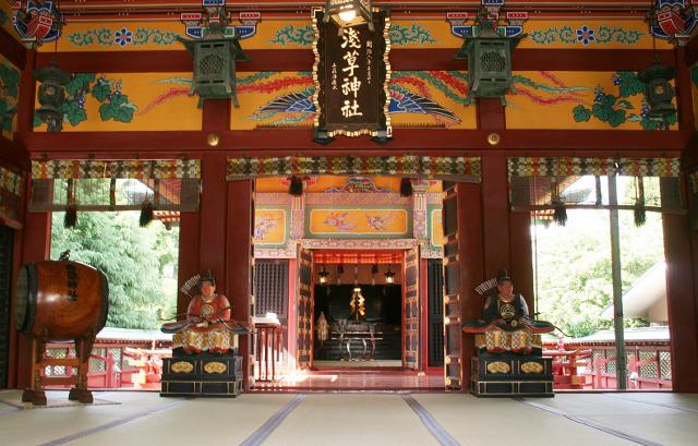 浅草神社　神殿