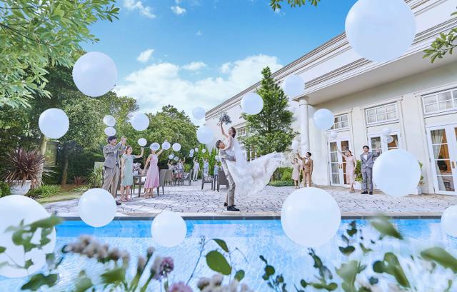 ベイサイドパーク迎賓館 千葉みなと　フラワーシャワー