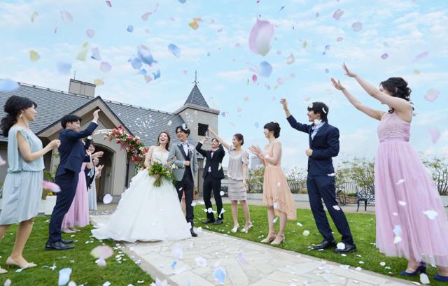 オークラ千葉ホテル　フラワーシャワー