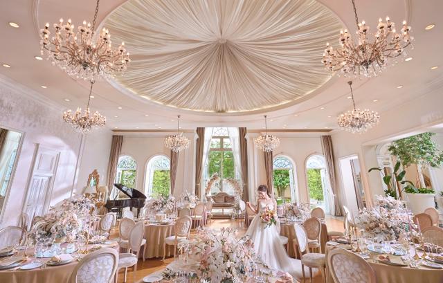 アートグレイス ウエディングシャトー　披露宴会場