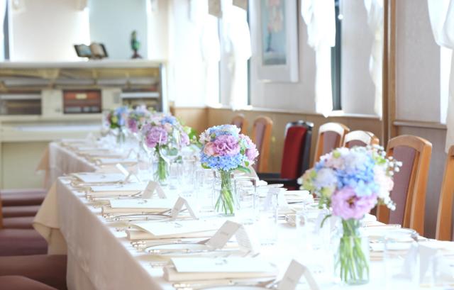 フランス料理アルピーノ　テーブルコーディネート