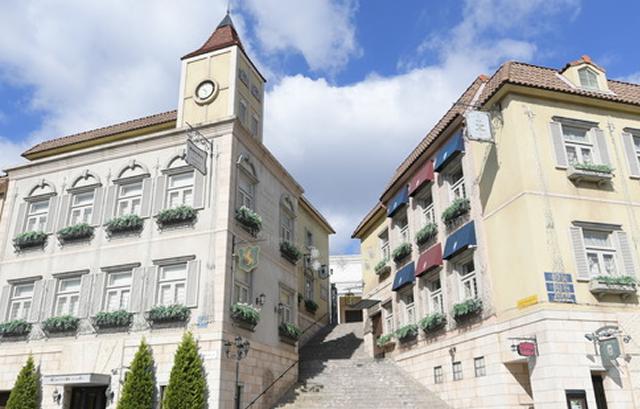 覚王山ル・アンジェ教会　外観