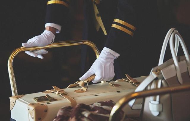 名古屋観光ホテル　披露宴会場_01