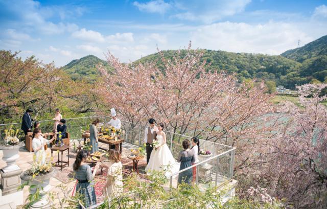 迎賓館 サクラヒルズ川上別荘　ガーデンパーティー