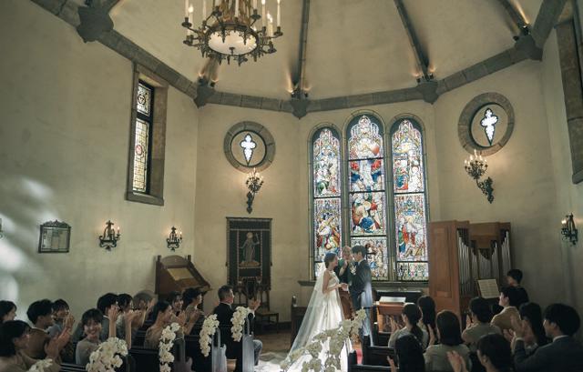 ホテルモントレ大阪　チャペル_01