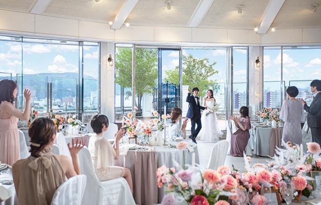 広島でホテルウェディングを挙げたいカップル必見 口コミで結婚式が人気のホテル13選 結婚ラジオ 結婚スタイルマガジン 広島でホテルウェディングを挙げたいカップル必見 口コミで結婚式が人気のホテル13選 結婚ラジオ 結婚スタイルマガジン