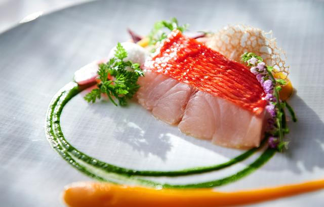 THE STRINGS HAKATA　料理