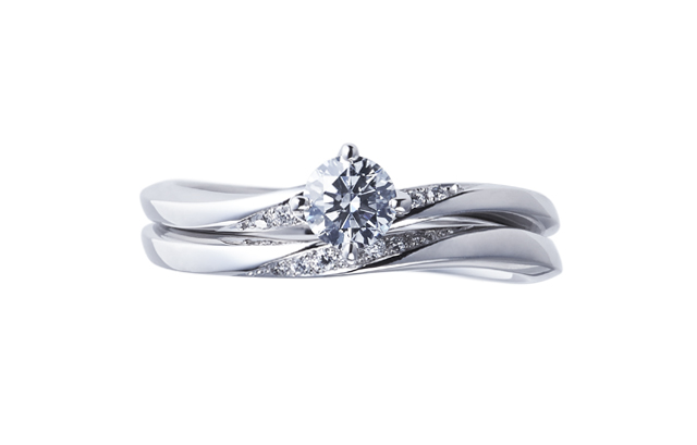 NIWAKA のセットリング　婚約指輪 露華（ろか）　結婚指輪 朝葉（あさは）