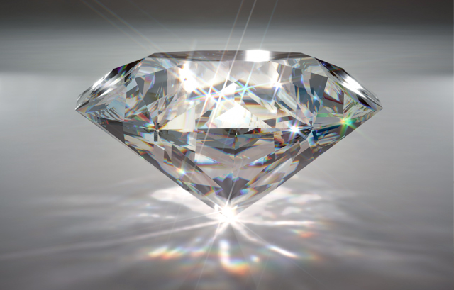 きれいなディスパージョンを放つダイヤモンド