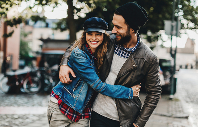 デートするカップル