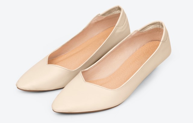 フラットシューズ