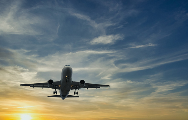 空とぶ飛行機