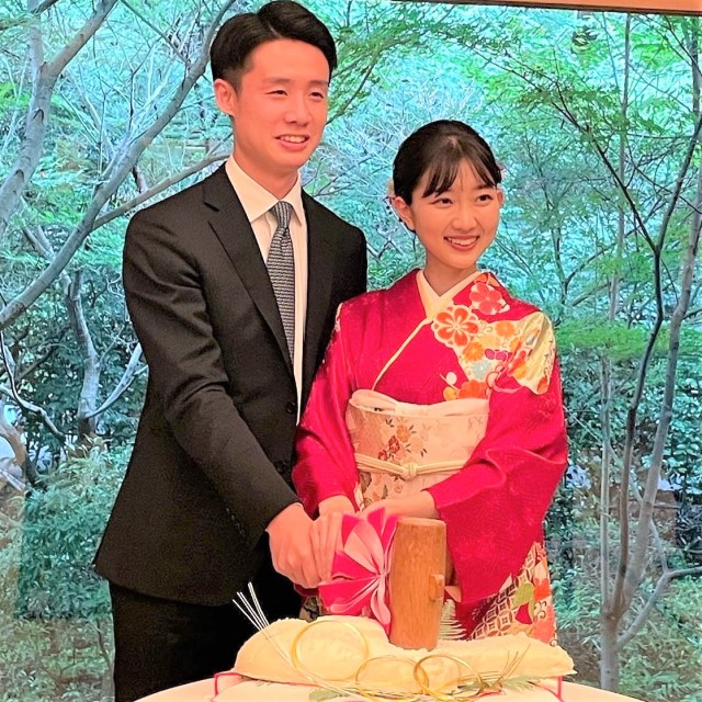 結納するカップル