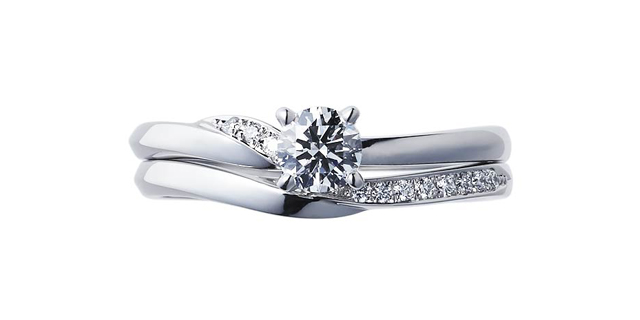 NIWAKAのセットリング　婚約指輪 木洩日（こもれび）　結婚指輪 せせらぎ