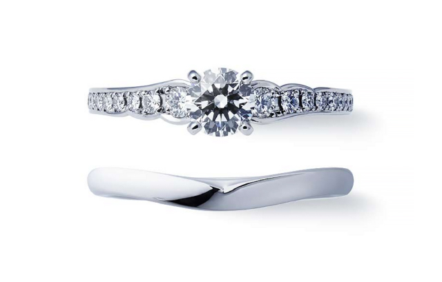 NIWAKA のセットリング　婚約指輪　花麗（はなうらら）結婚指輪　睡蓮（すいれん）