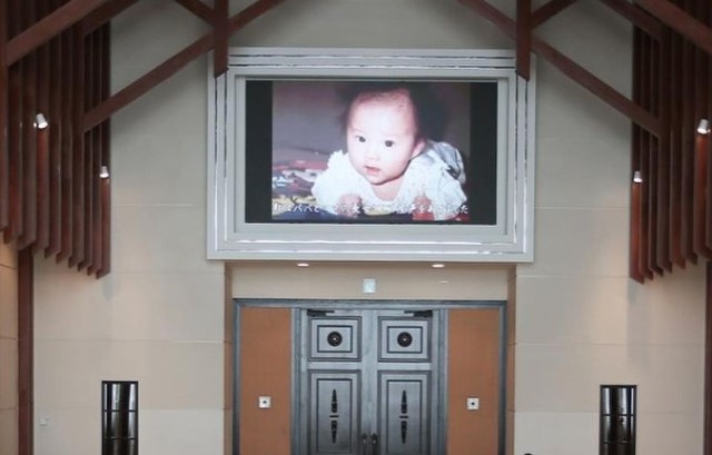 幼少期の写真を使ったムービー