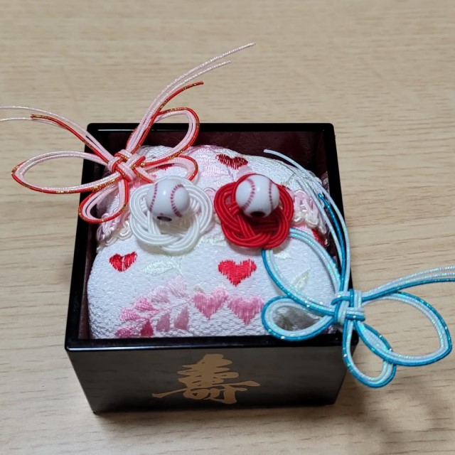 「寿」という文字が入った枡