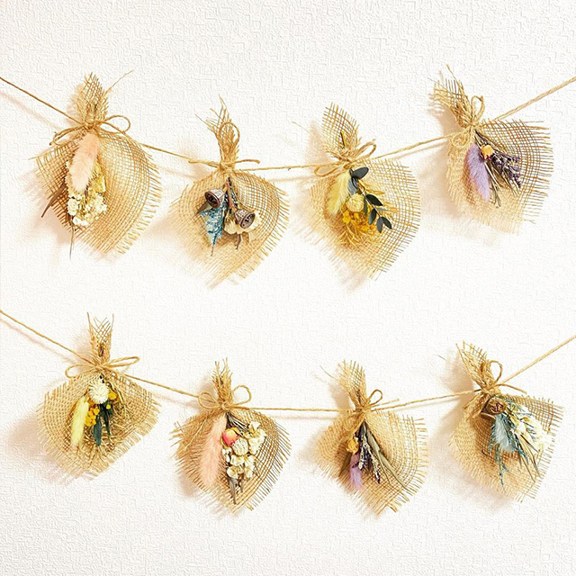 ドライフラワーを使ったナチュラルテイストのガーランド