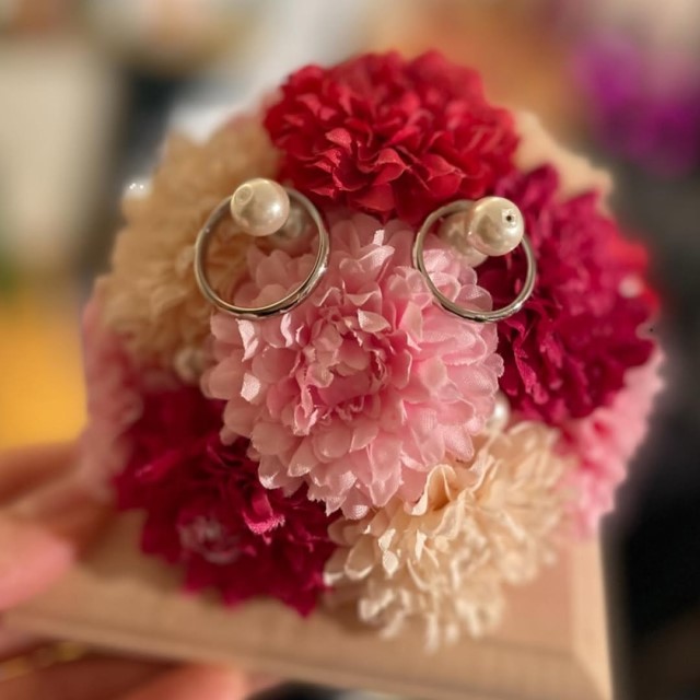 お花のリングピロー