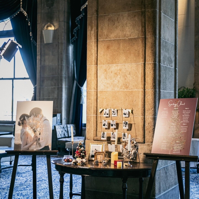 ヨーロピアンな会場のウェルカムスペース