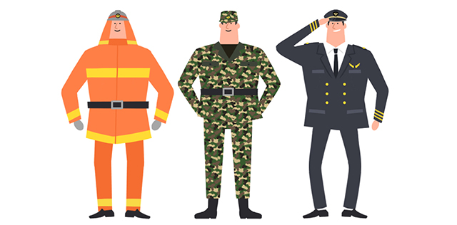 消防士、自衛隊、パイロットの制服を着た男性
