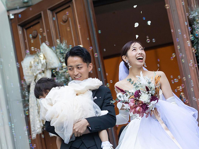 結婚式の演出】ライスシャワーの意味や由来は？手作りアイデアや注意点