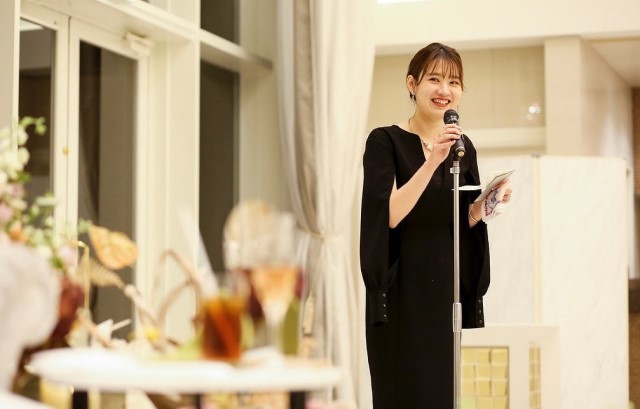 結婚式の友人スピーチ完全ガイド！基本構成や応用しやすい例文
