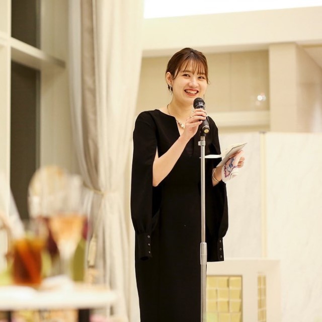 スピーチをする新婦の友人