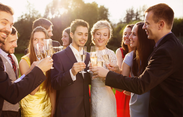 結婚式の二次会はやったほうがいい メリットとデメリット 結婚ラジオ 結婚スタイルマガジン