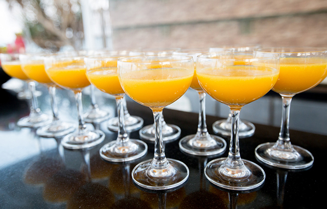 グラスに入ったオレンジジュース