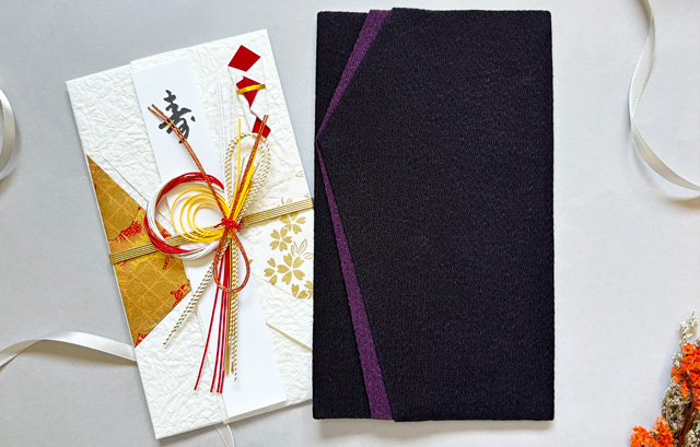 先月結婚式場 受付の飾りで1日使用しました。一式で購入できる