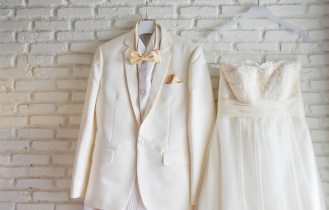 ドレスとタキシード