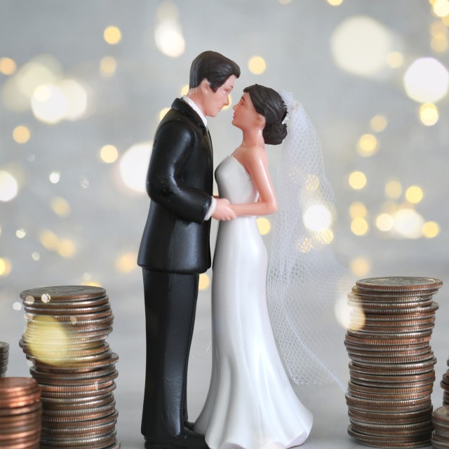 新郎新婦とお金