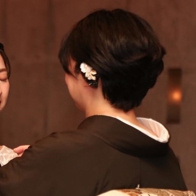 黒色のかんざし