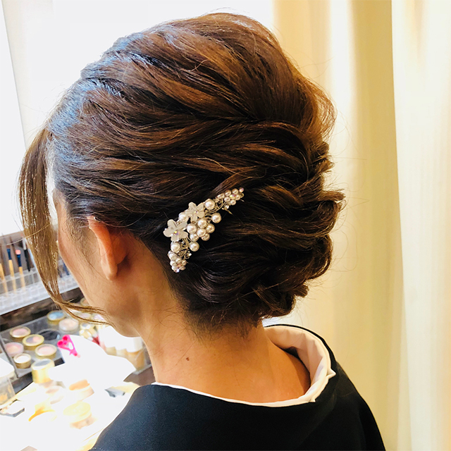 上品な髪飾り