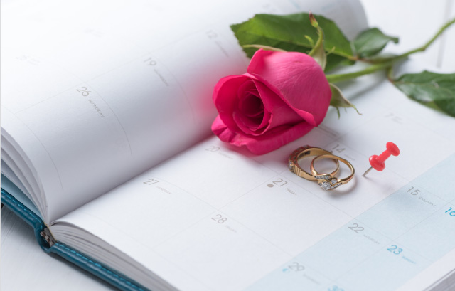 スケジュール帳と結婚指輪