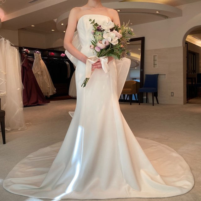 ストレートビスチェのウェディングドレス