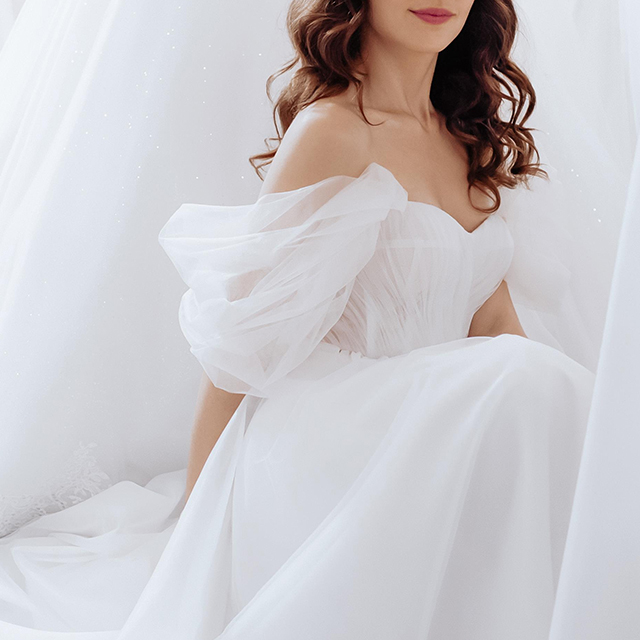 オフショルダー