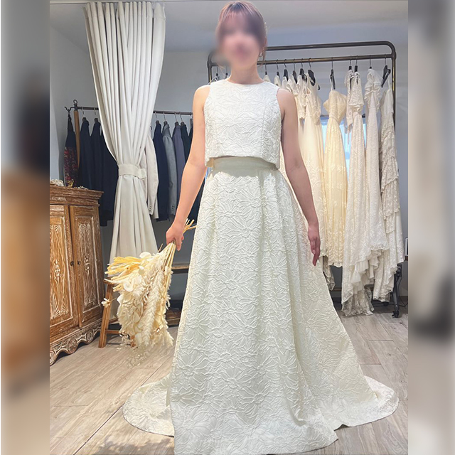セパレートタイプのウェディングドレス
