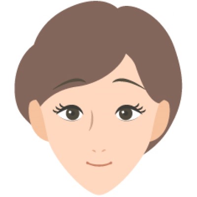 逆三角形の顔型の先輩花嫁
